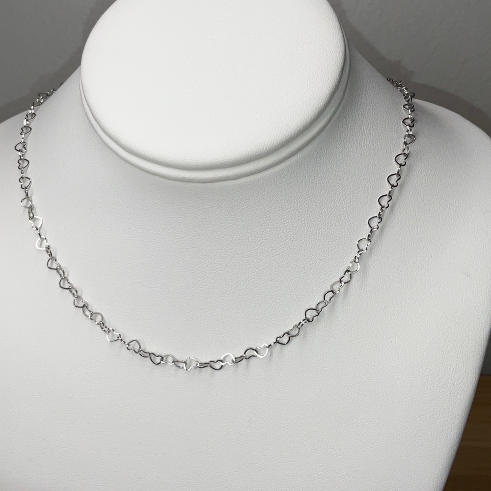 Heart Link Necklace - White gold plated stainless steel